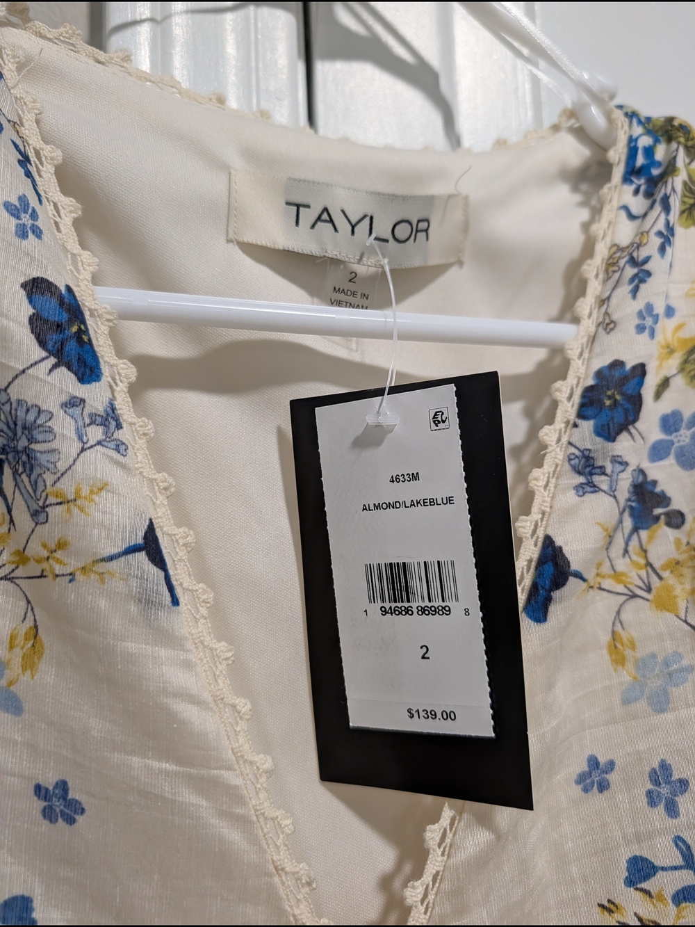 Taylor Dress - Picture 5 of 7